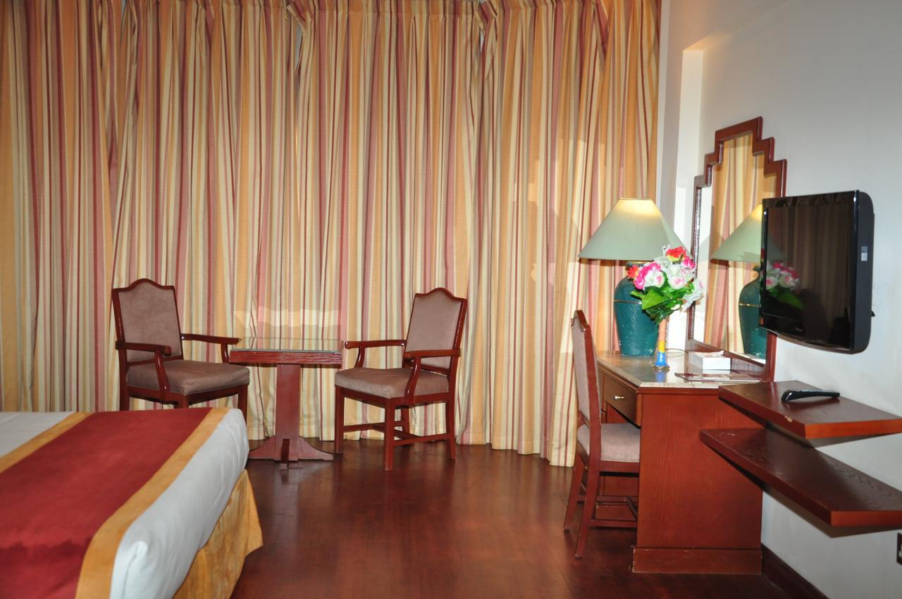 Bahrain Carlton Hotel Manama Zewnętrze zdjęcie
